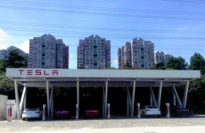 Tesla1